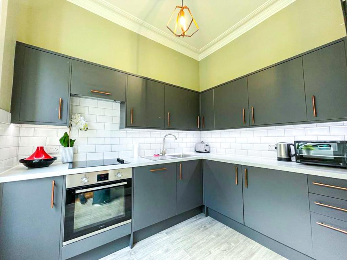 Desirable 2 Bed Apt Near Edinburgh Castle Екстериор снимка