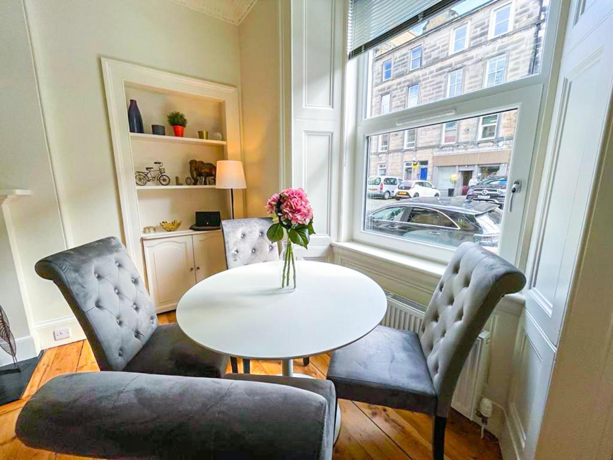 Desirable 2 Bed Apt Near Edinburgh Castle Екстериор снимка