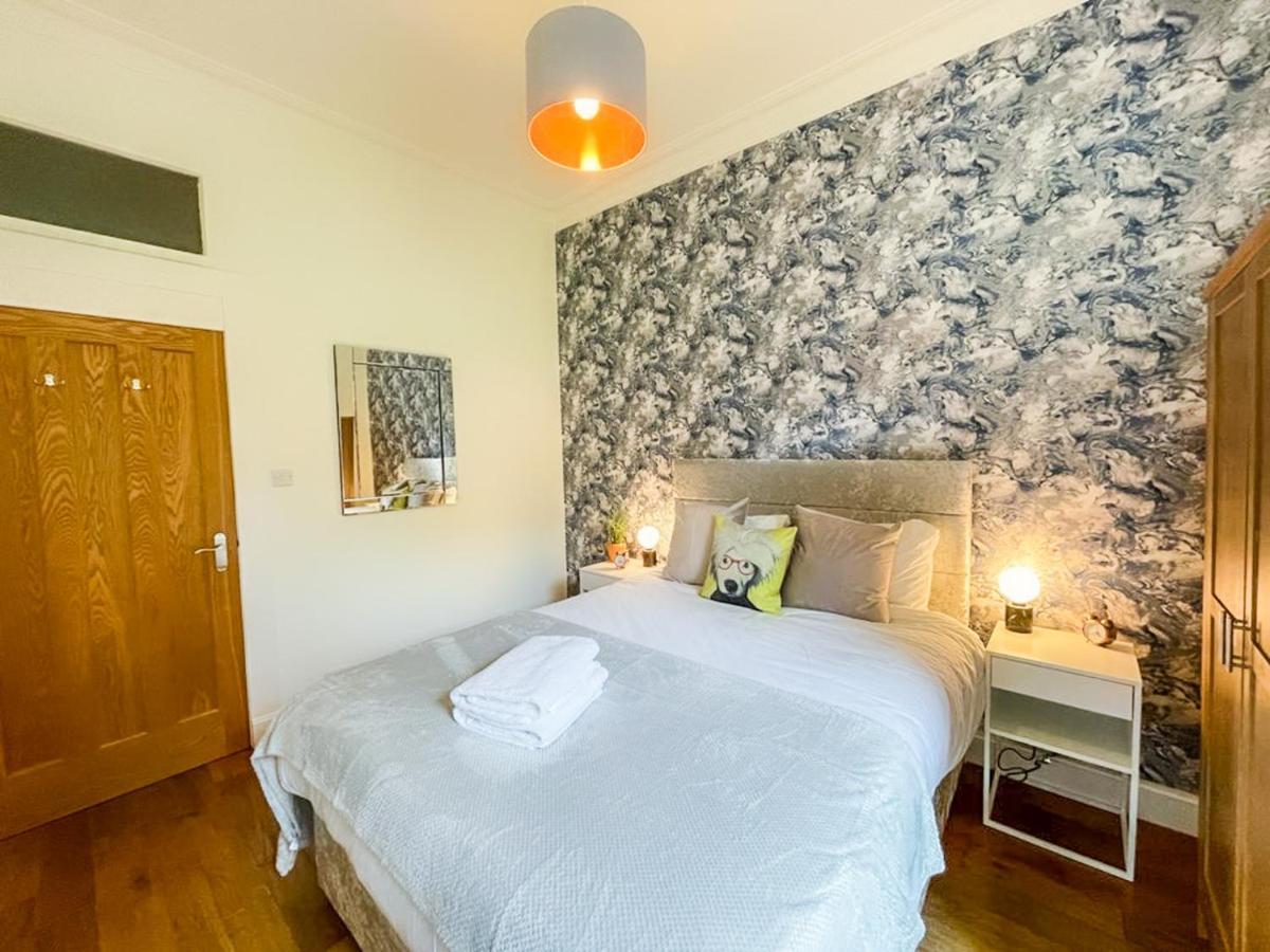 Desirable 2 Bed Apt Near Edinburgh Castle Екстериор снимка