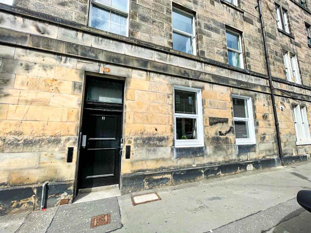 Desirable 2 Bed Apt Near Edinburgh Castle Екстериор снимка