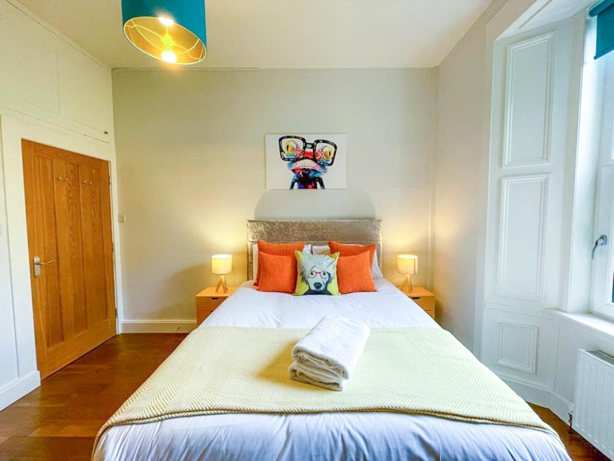 Desirable 2 Bed Apt Near Edinburgh Castle Екстериор снимка